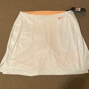 Nike Women’s Golf and Tennis Skort